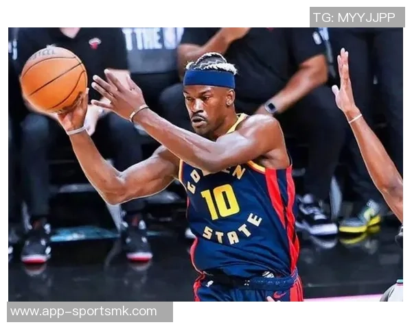 巴特勒火力全开16投10中罚球15中13独揽33分7篮板4助攻3抢断却难救球队